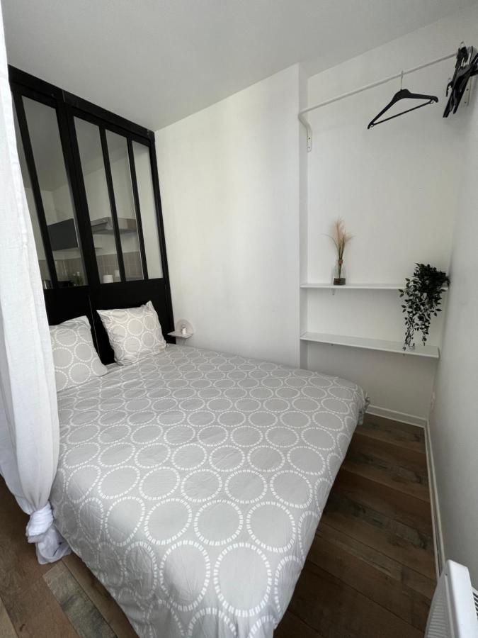 Residence 3 Studios De Charme Dans Centre Proche Cathedrale, Parking Possible A Prox Orleans Ngoại thất bức ảnh