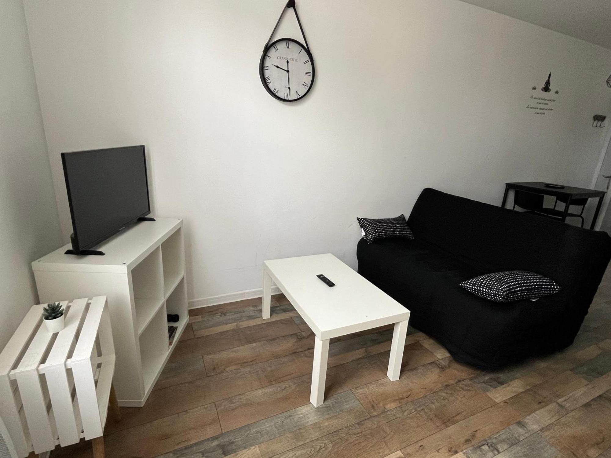 Residence 3 Studios De Charme Dans Centre Proche Cathedrale, Parking Possible A Prox Orleans Ngoại thất bức ảnh